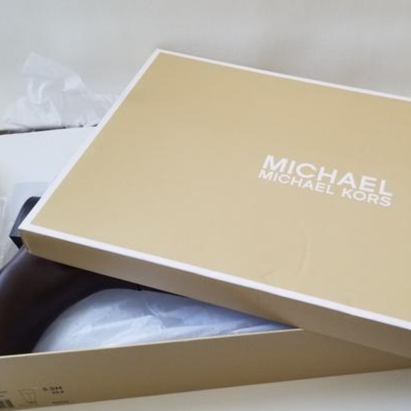 NEW Michael Kors Leather Wide Calf Knee boots - Picture 6 of 6